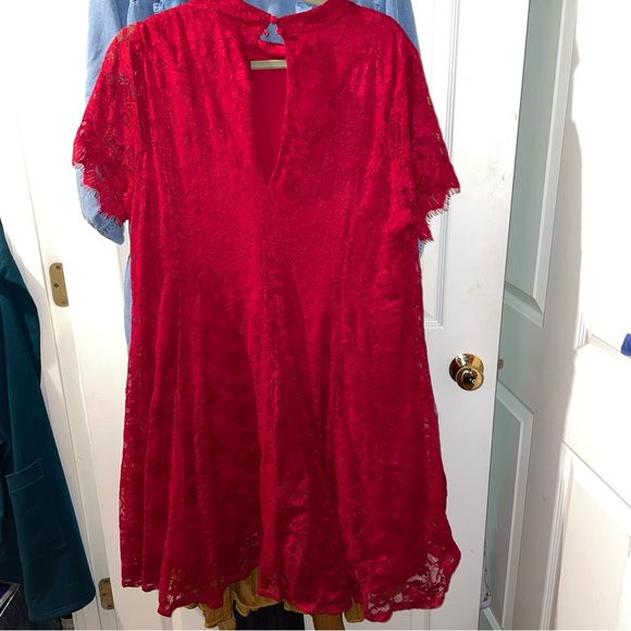 Torrid 2X Red Lace High Neck Date Night Peep Hole Skater Mini Dress NWT - Picture 7 of 7
